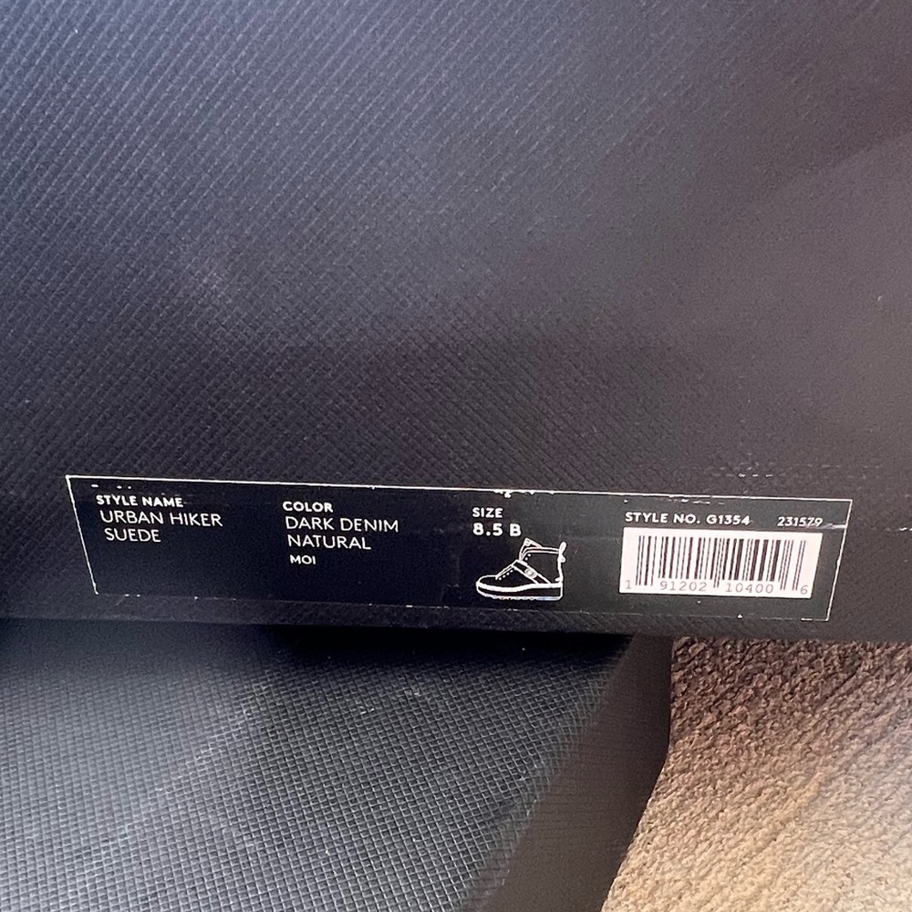 Suede Coach Boots. - Picture 4 of 4